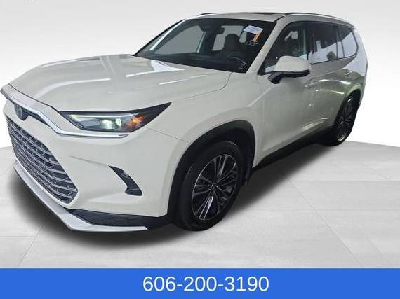 TOYOTA GRAND HIGHLANDER 2024 5TDADAB58RS002239 image